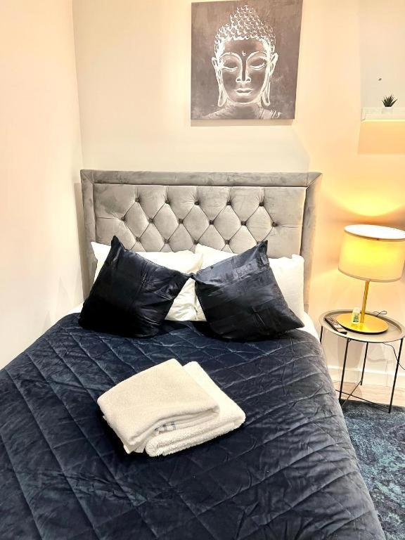 Heathrow Guest House - Oakway Feltham Dış mekan fotoğraf
