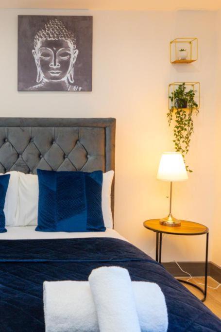 Heathrow Guest House - Oakway Feltham Dış mekan fotoğraf