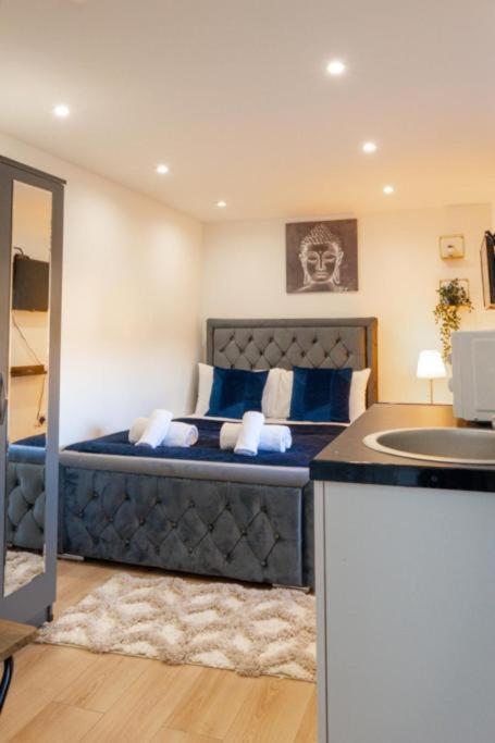 Heathrow Guest House - Oakway Feltham Dış mekan fotoğraf